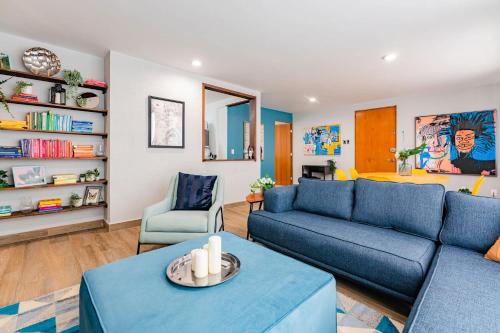 NEW Exciting Roma Condo Parque Mexico 550m Walk