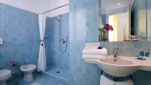 Sorrento Apartments One - image 4