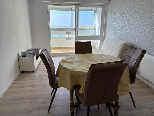 Sea view apartment with terrace - Location saisonnière - Saint-Hilaire-de-Riez