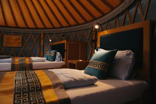 Yurt Mongolia - Camp La Belle Vie in Бердорф