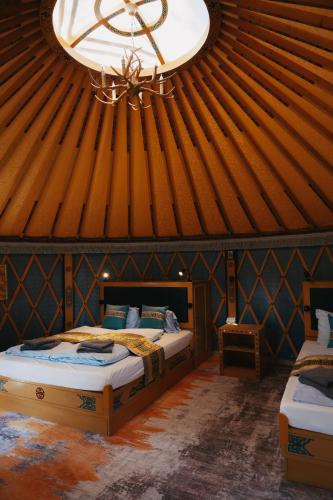 Yurt Mongolia - Camp La Belle Vie in Бердорф