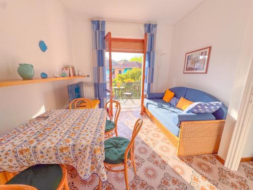 VELARIS - 2 Balconi & Relax a 10 Min dal Mare