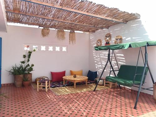 ReliefHouse Authentic Moroccan House with Rooftop Terrace in Les Amicales
