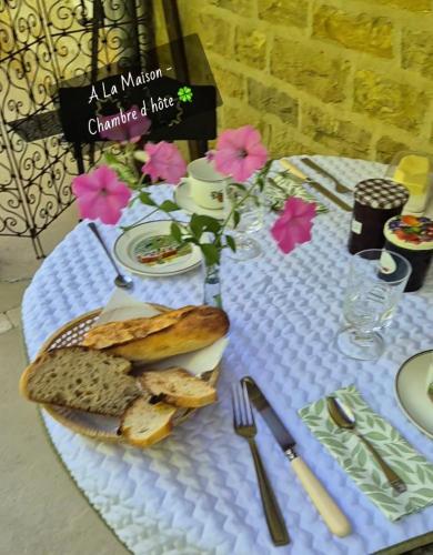 A La Maison in Beaurepaire En Bresse