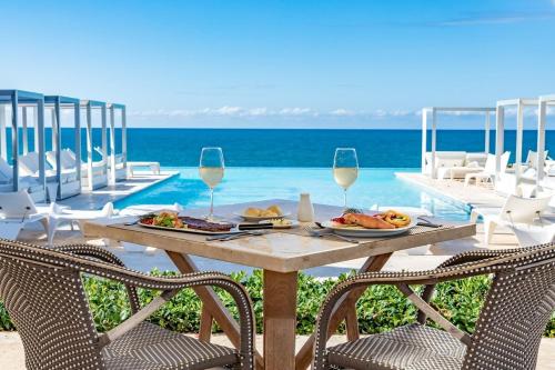Family 4BR Villa 24hr security Sosua Ocean Village in Playa Chiquita
