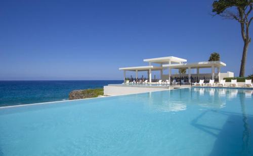 Family 4BR Villa 24hr security Sosua Ocean Village in Playa Chiquita