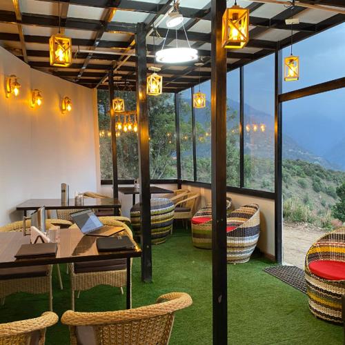 Restorāns, The Hills Inn Resort Guptkashi in Guptkashi