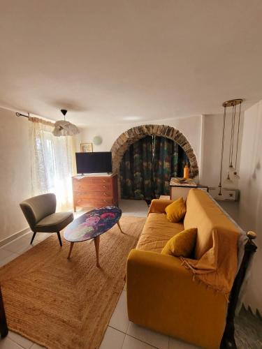 Maison de village ligurienne in Diano San Pietro
