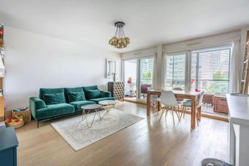 Bel appartement lumineux a Paris