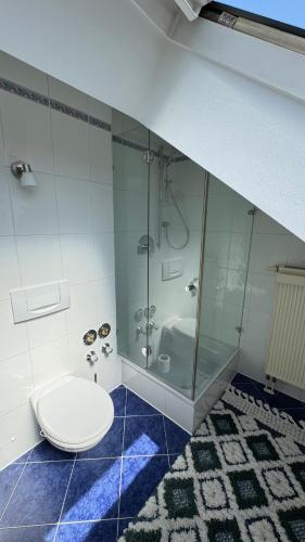 Bathroom, Schone, ruhige Stadt Ferienwohnung in Weilheim in Oberbayern