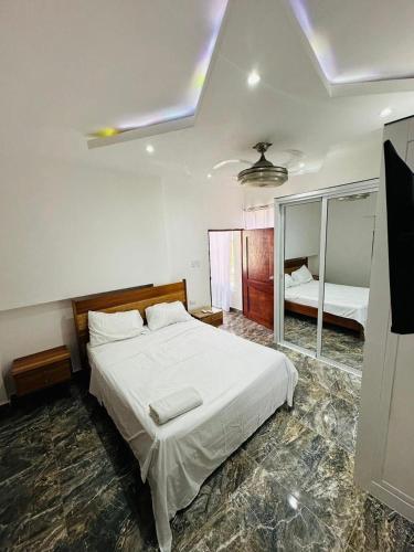 Aparta Hotel Central – khách sạn tại El Centro
