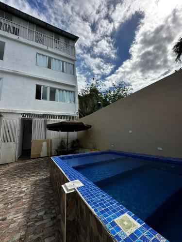 Aparta Hotel Central – khách sạn tại El Centro