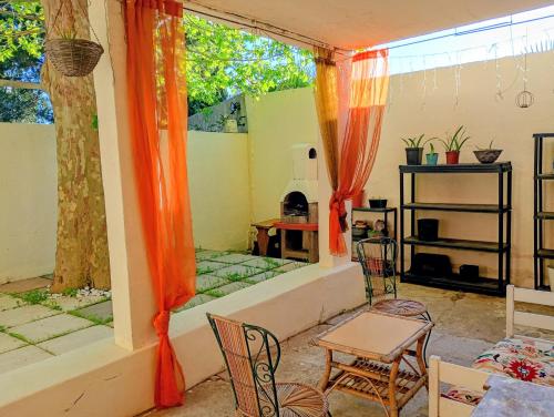 Appartement entier avec jardin – khách sạn tại Agde