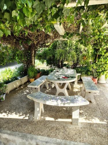 Chalet familiar con Piscina en Casar de Escalona,lugar ideal para visitar Puy du Fou in Hormigos