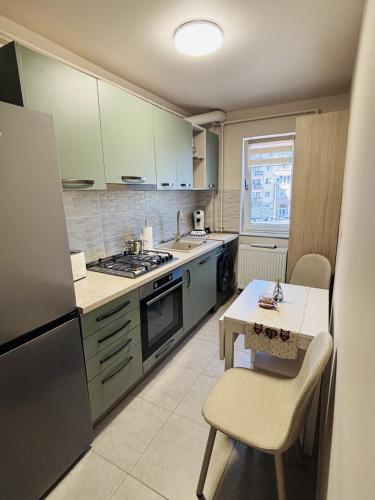 kuchyně, Apartament 29 in Orastie