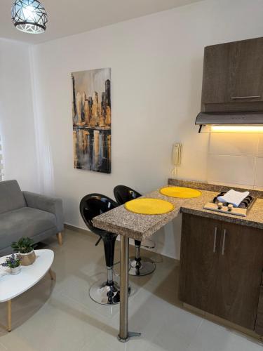 Deluxe Granada Apartment - image 2
