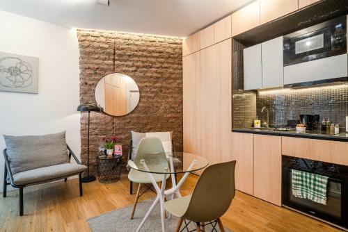 HOM I Wifi AirAcond Museos Restaurante Lastarria
