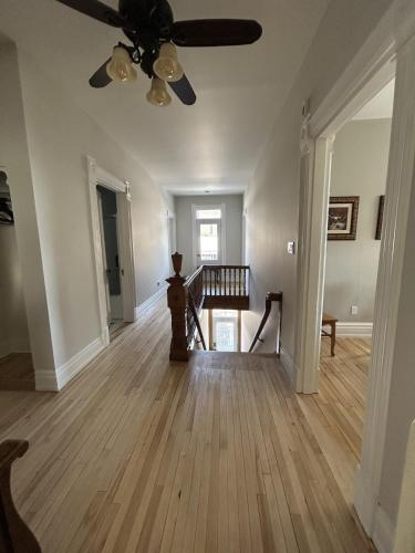 Les Ancestrales - Maison Jodoin, Augustine Suite in Saint-Hyacinthe