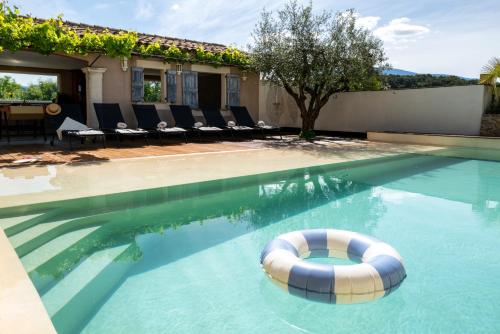 Villa piscine privée vue imprenable sur le Mont Ventoux proche Vaison-la-Romaine Vaucluse