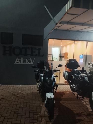 AL&V Hotel