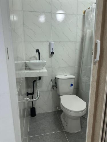 Bathroom, Casa Valenzo in La Espanola