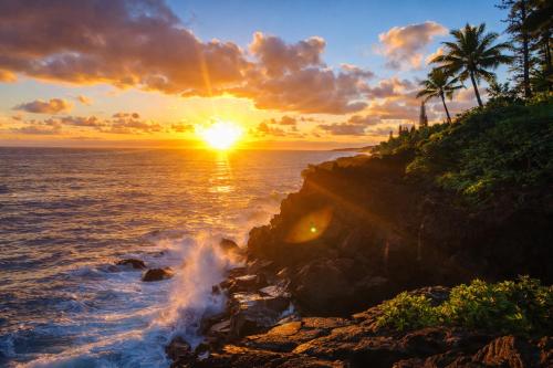 Wild Blue Water in Hawaiian Beaches (HI)
