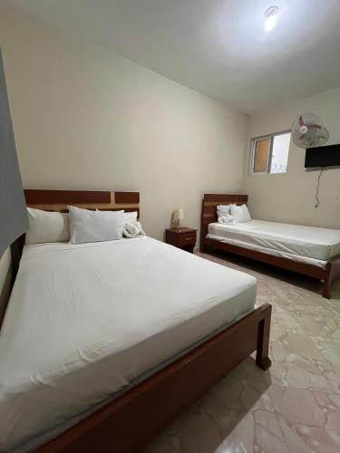 Darlouis hotel bar piscine in Cap-Haitien