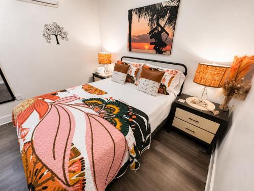 Sleeps 3, Cozy, Boho Style, in the heart of Miami -free parking in Miami, USA