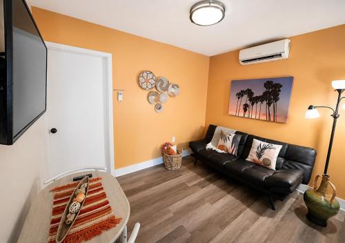 Sleeps 3, Cozy, Boho Style, in the heart of Miami -free parking in Miami, USA