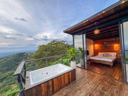 ECO REFUGIO VISTA INFINITA ZEPAL By ORION TRAVEL in Buenavista (Quindio)