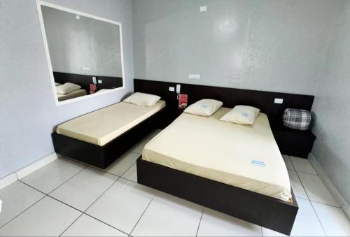 Hotel Divisa poá - image 2