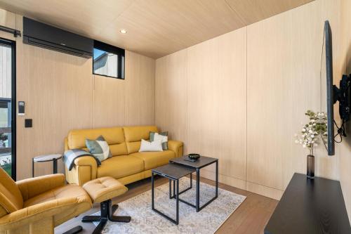 Queenstown Central Luxe Stay Two Bedrooms - image 3
