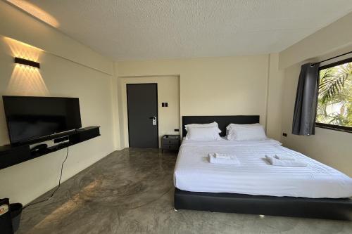 room detail thumbnail 0