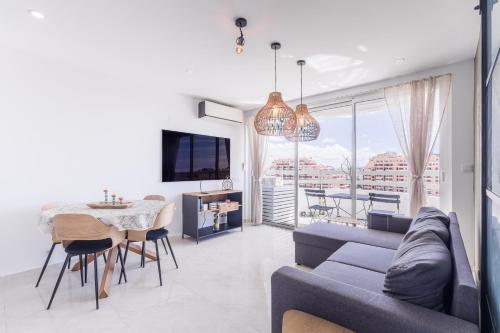 Oceanview - Luxury Beachfront Apartment in Portimao
