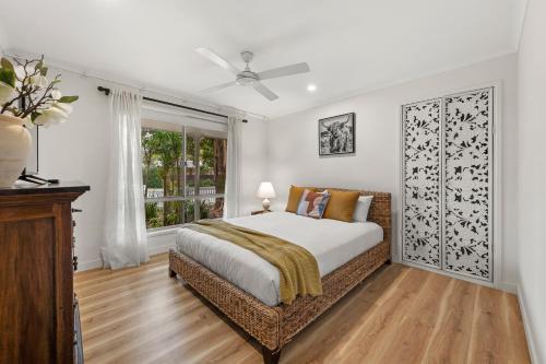 Sunrise on Byron - Spacious Pet Friendly Holiday Home Near Belongil Beach - image 5