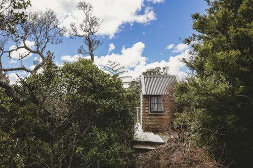 THE RIVER RETREAT OFF THE GRID in Inglewood