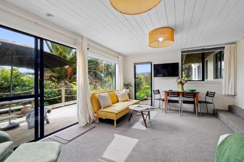 Butlers Studio Two in Oakura