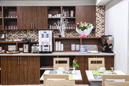 Ресторан, City Hotel Alger in Алжир