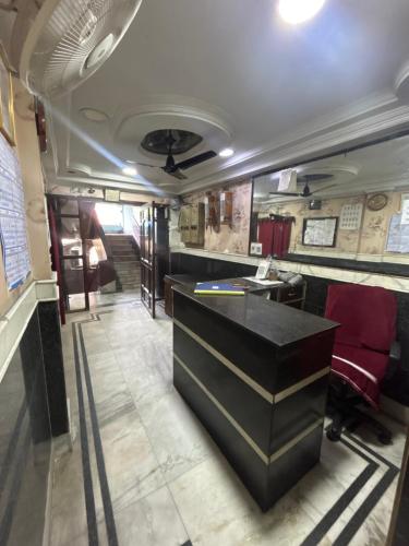 Hotel Shabnam,Near Park St,New Market,Esplanade