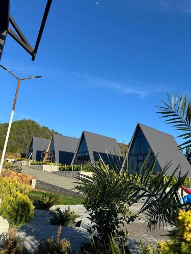 Flora-A – khách sạn tại Chakvi