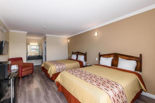Sea Rock Inn-Los Angeles – Los Angeles, CA