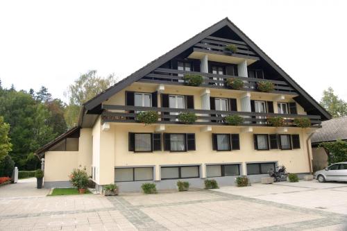 Sport Manca Garni Hotel 5