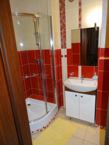Apartment (2-4 Adults) image 6