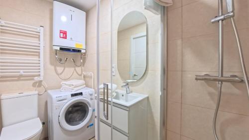 Apartamento lujoso y moderno en Malasaña, para 2 (Apartamento lujoso y moderno en Malasana, para 2) in Chueca / Justicia