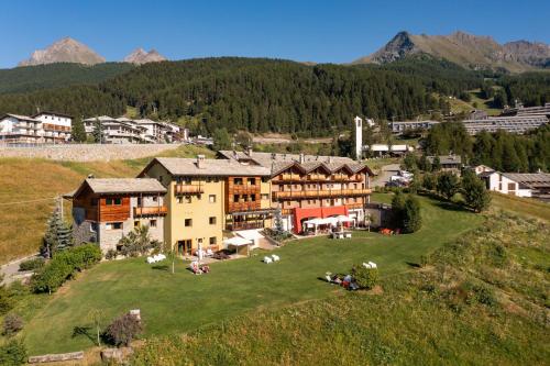 Hotel La Chance in Pila