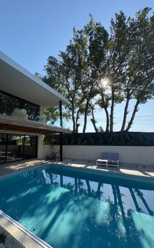Peldbaseins, Villa Loka-Ecrin contemporain adult only avec piscine in Sauzet (Rhone-Alpes)