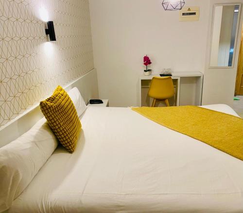 . Hotel Felix