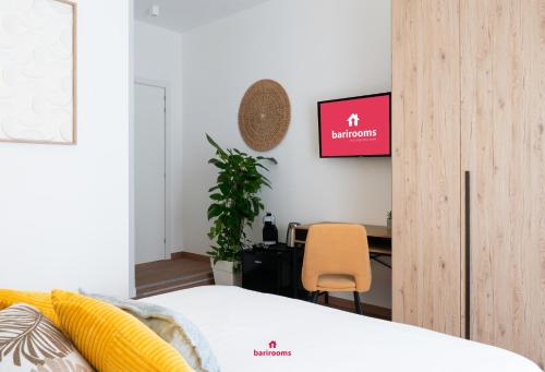 Barirooms - Cardassi Suites