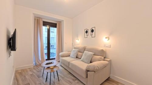 Apartamento lujoso y moderno en Malasaña, para 2 (Apartamento lujoso y moderno en Malasana, para 2) in Chueca / Justicia