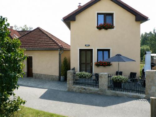 Vedere exterior, Ubytování U Křivánků 1 (Ubytovani U Krivanku 1) in Jindřichův Hradec